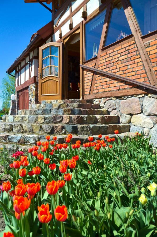 Villa Dom Na Wodzie Mazury Dzwierzuty Exterior foto